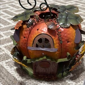 Home Interiors Autumn Pumpkin Metal Tin
Vintage Decor